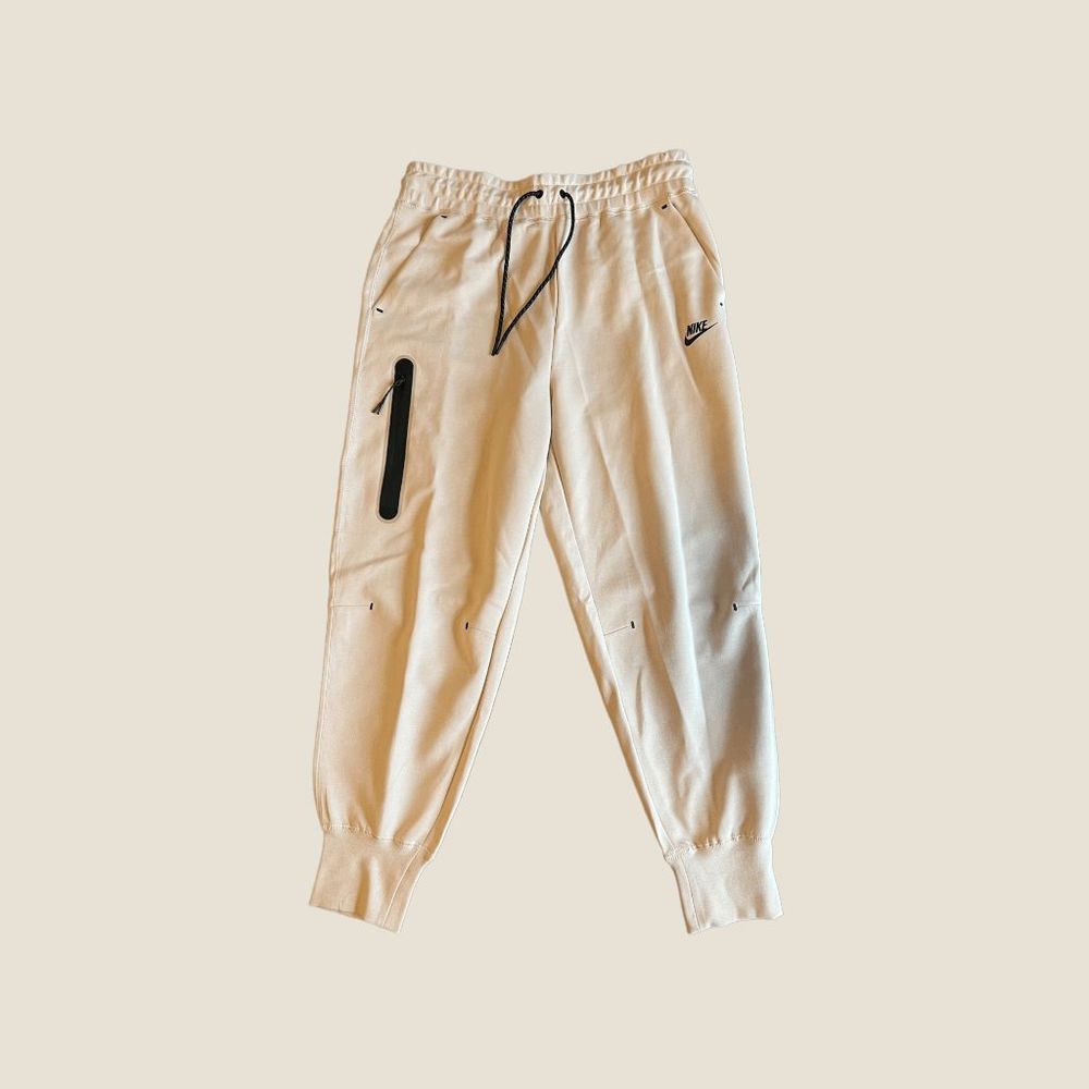 Women's Nike Tech Fleece "Oxford Pink" Size L